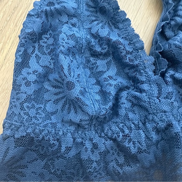 Victorias Secret Pink Sexy Bralette Bra Halter Top Lace Navy Blue XS Small 32B - Picture 2 of 9